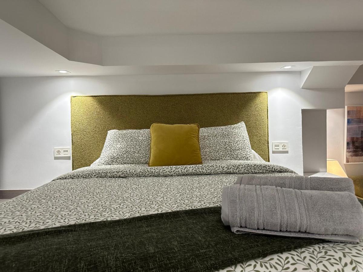 Suites 18 - Hostatel Granada Bagian luar foto