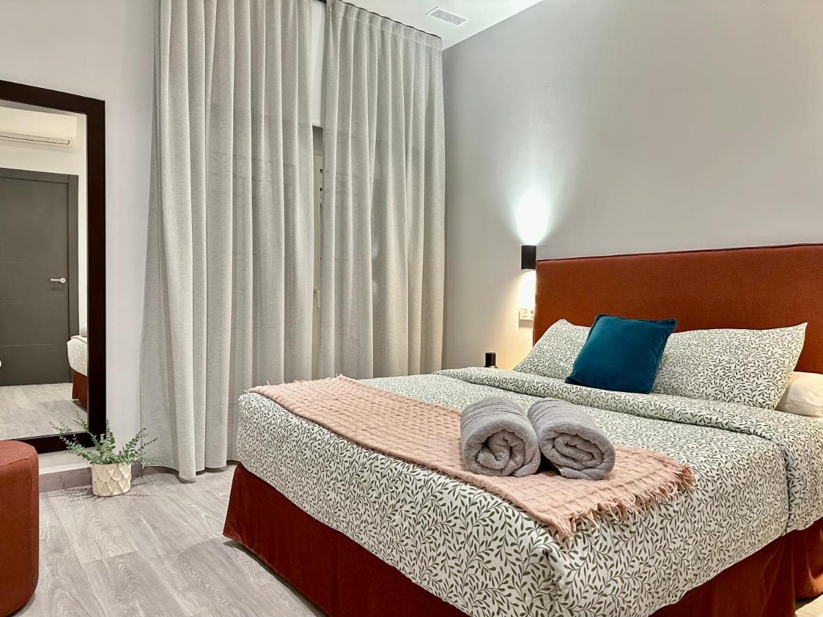 Suites 18 - Hostatel Granada Bagian luar foto