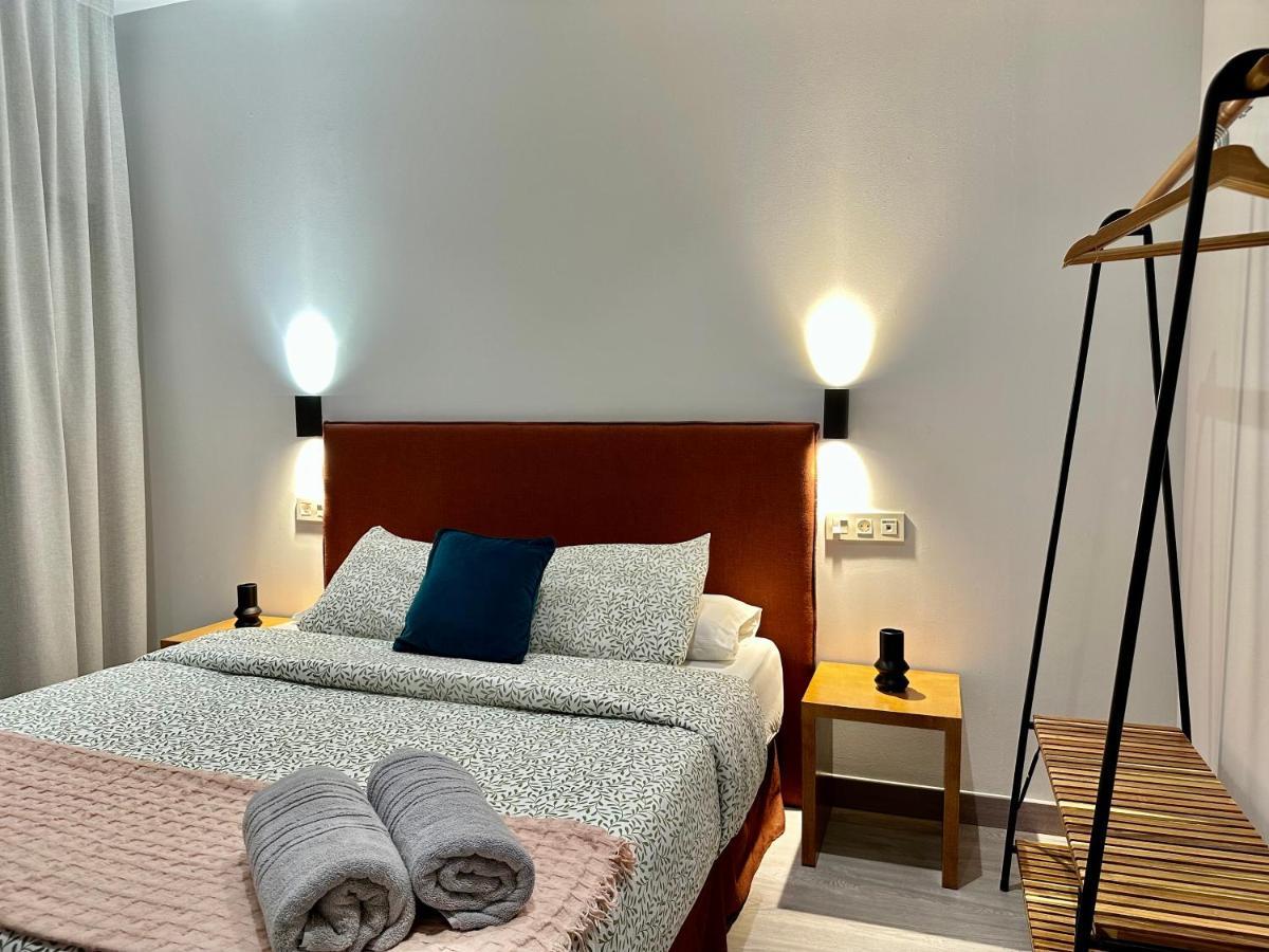 Suites 18 - Hostatel Granada Bagian luar foto