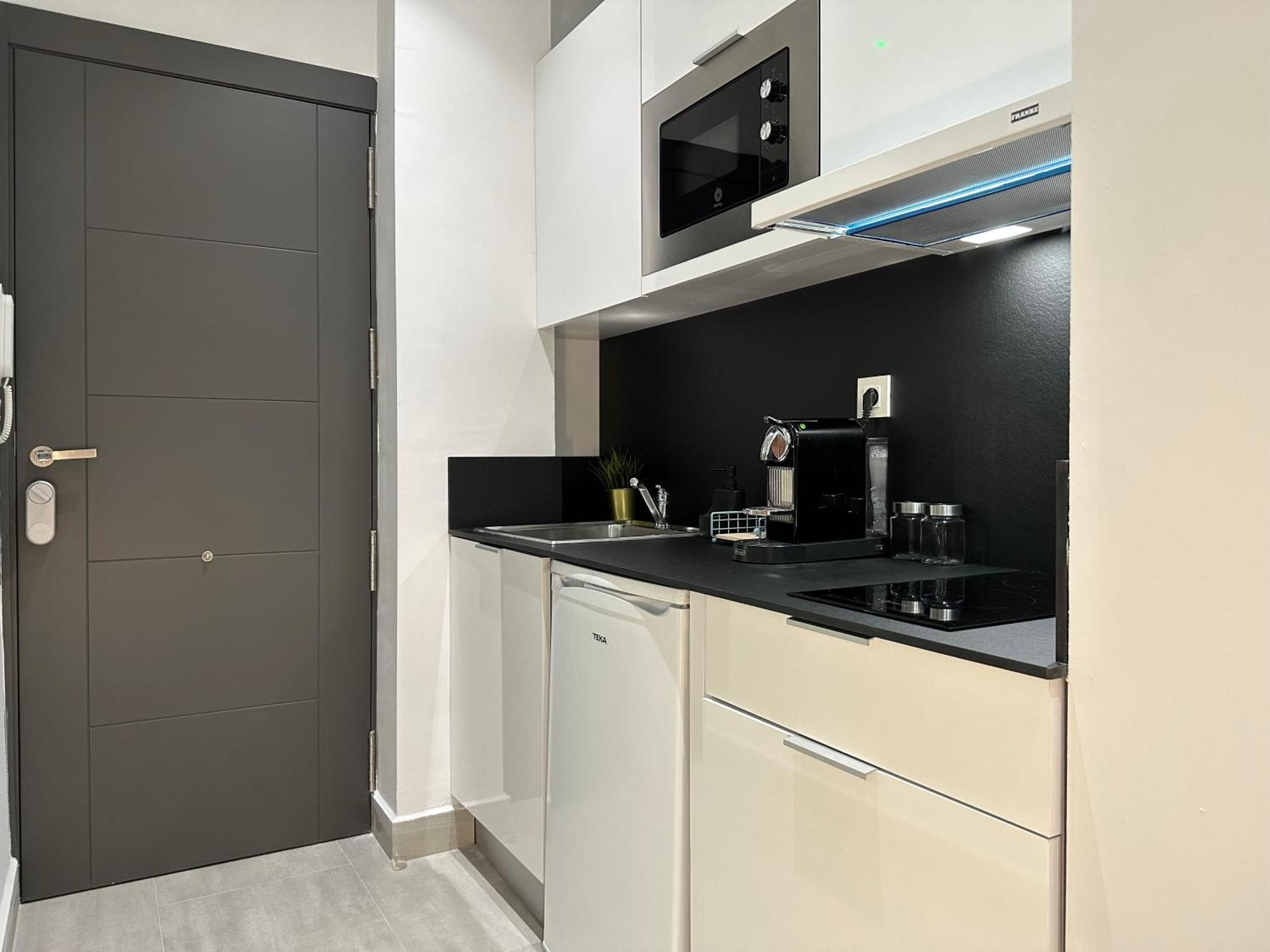 Suites 18 - Hostatel Granada Bagian luar foto